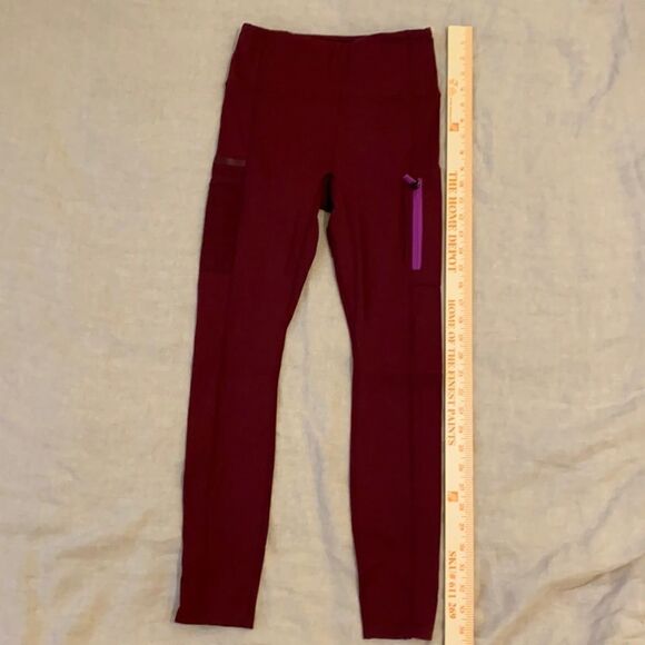 FABLETICS sports leggings. Size S. NWT. - Picture 2 of 13
